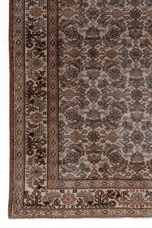 District-Loom-Vintage-Tabriz-Scatter-Rug-Niobe-Corner