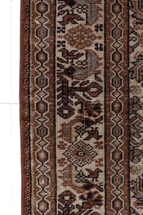 District-Loom-Vintage-Tabriz-Scatter-Rug-Niobe-Edge-Border