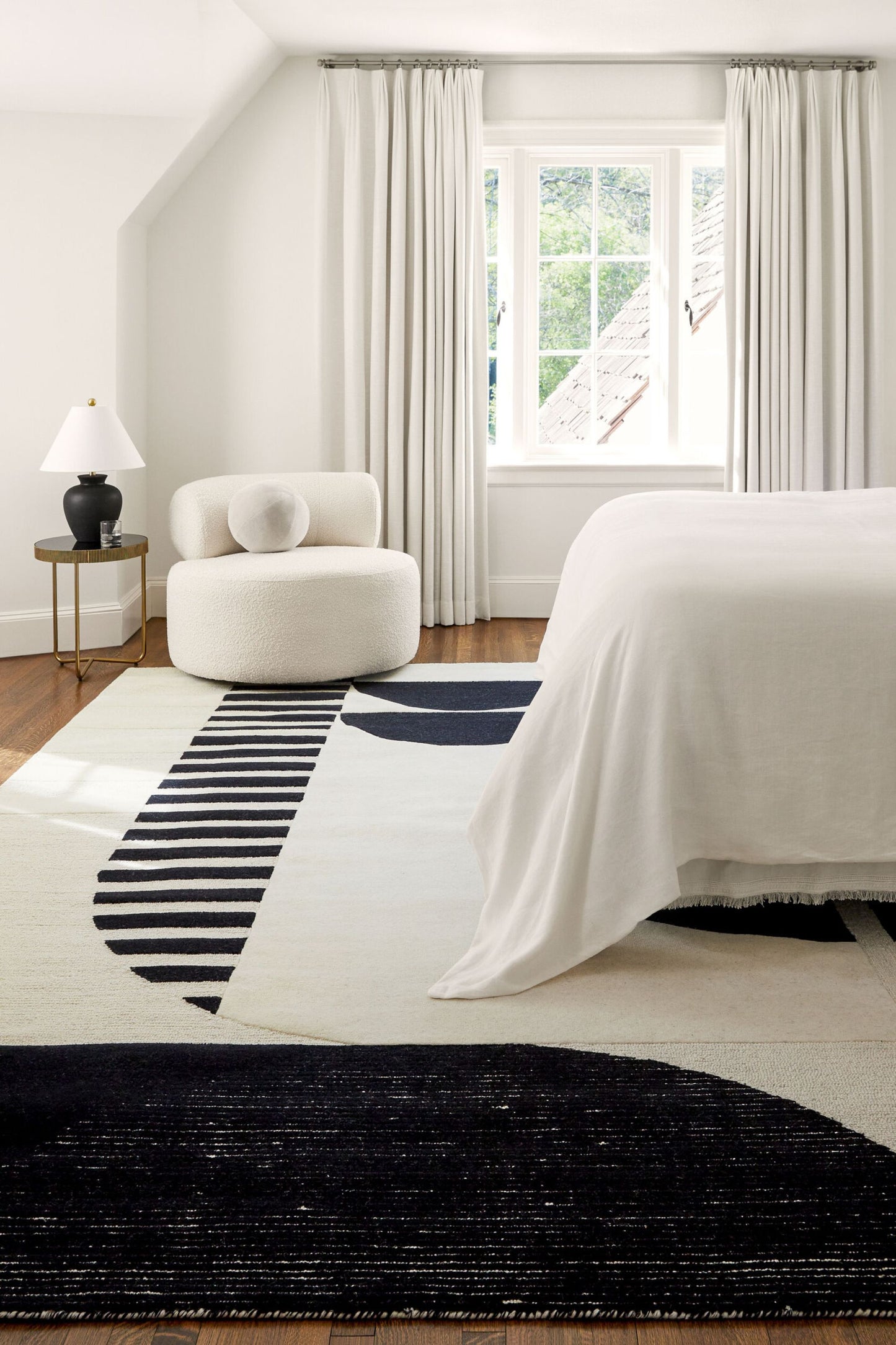 District Loom Modern hand tufted rug Brookland Charcoal & Cream