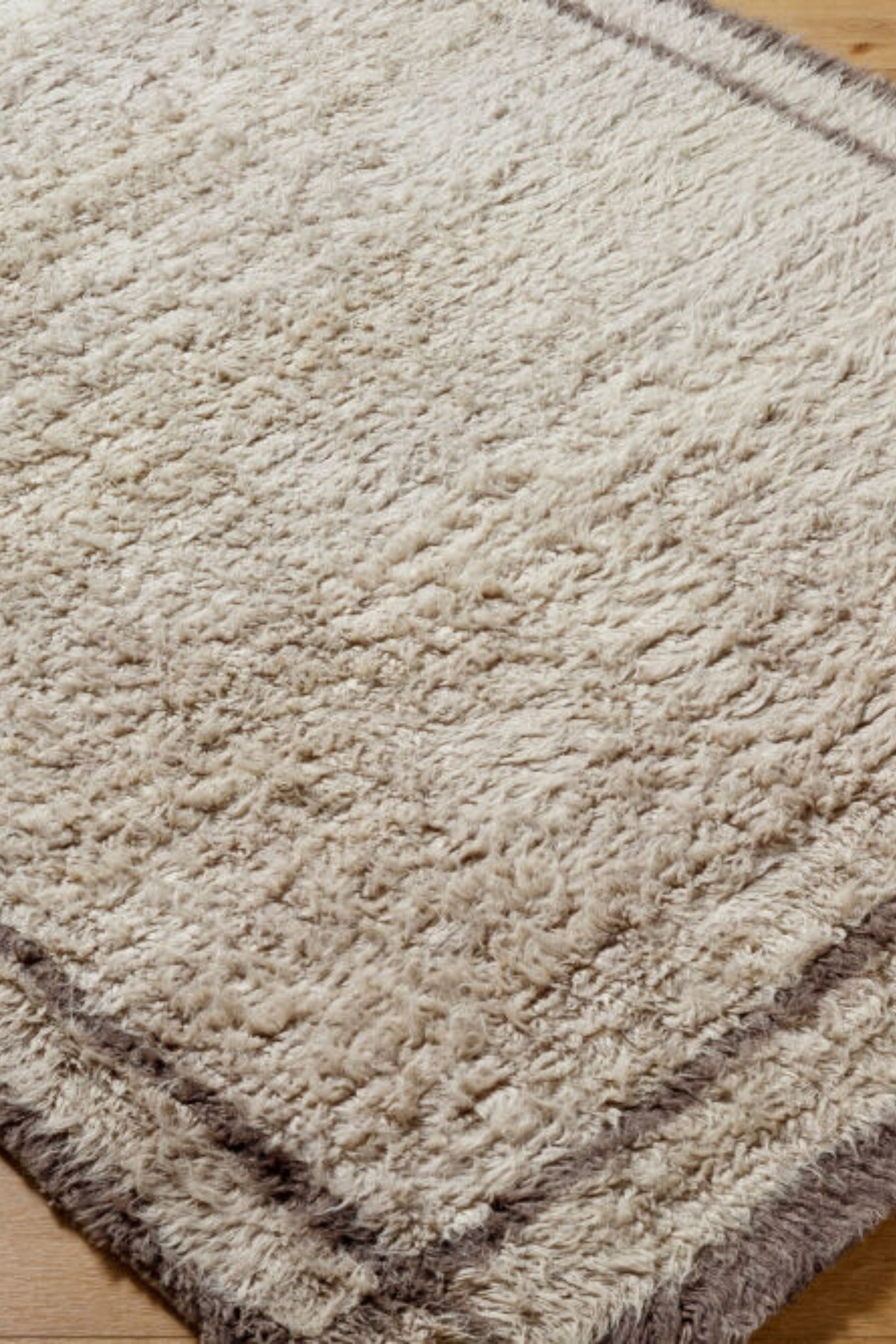 District Loom Modern hand knotted Moroccan Beni Ourain rug 007