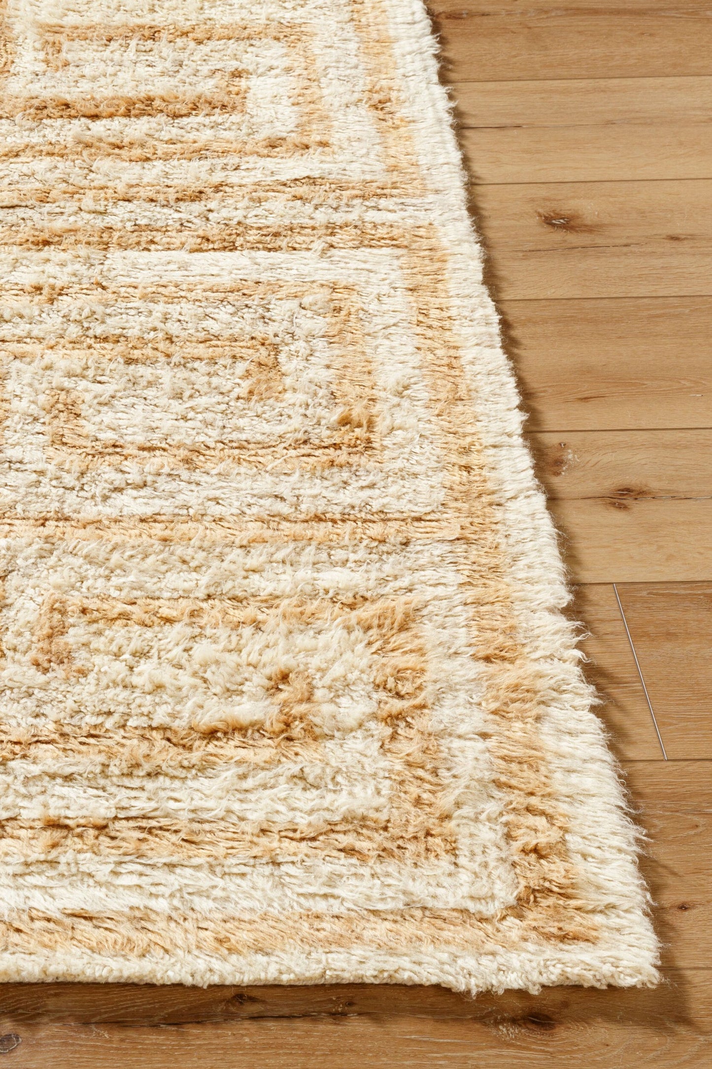 District Loom Modern hand knotted Moroccan Beni Ourain rug 005