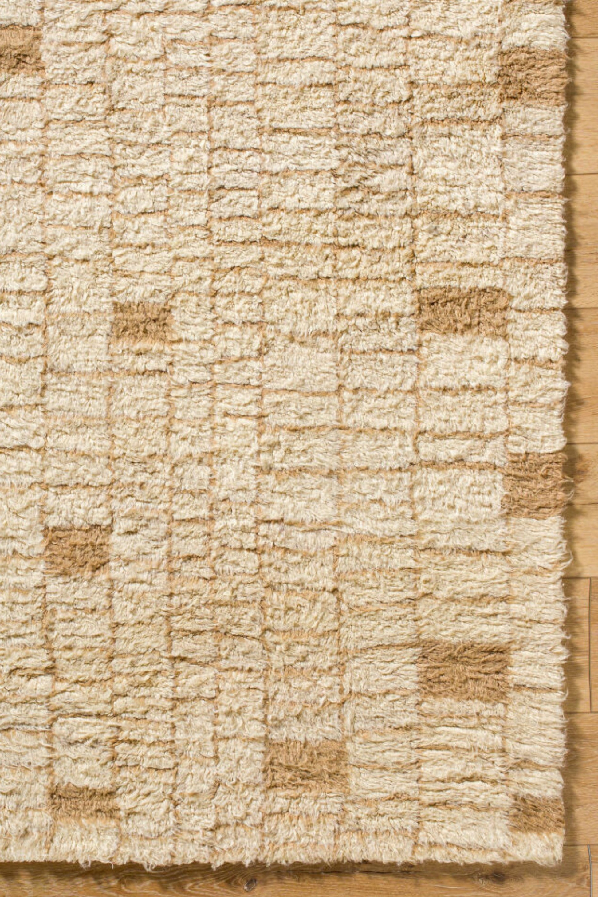 District Loom Modern hand knotted Moroccan Beni Ourain rug 011