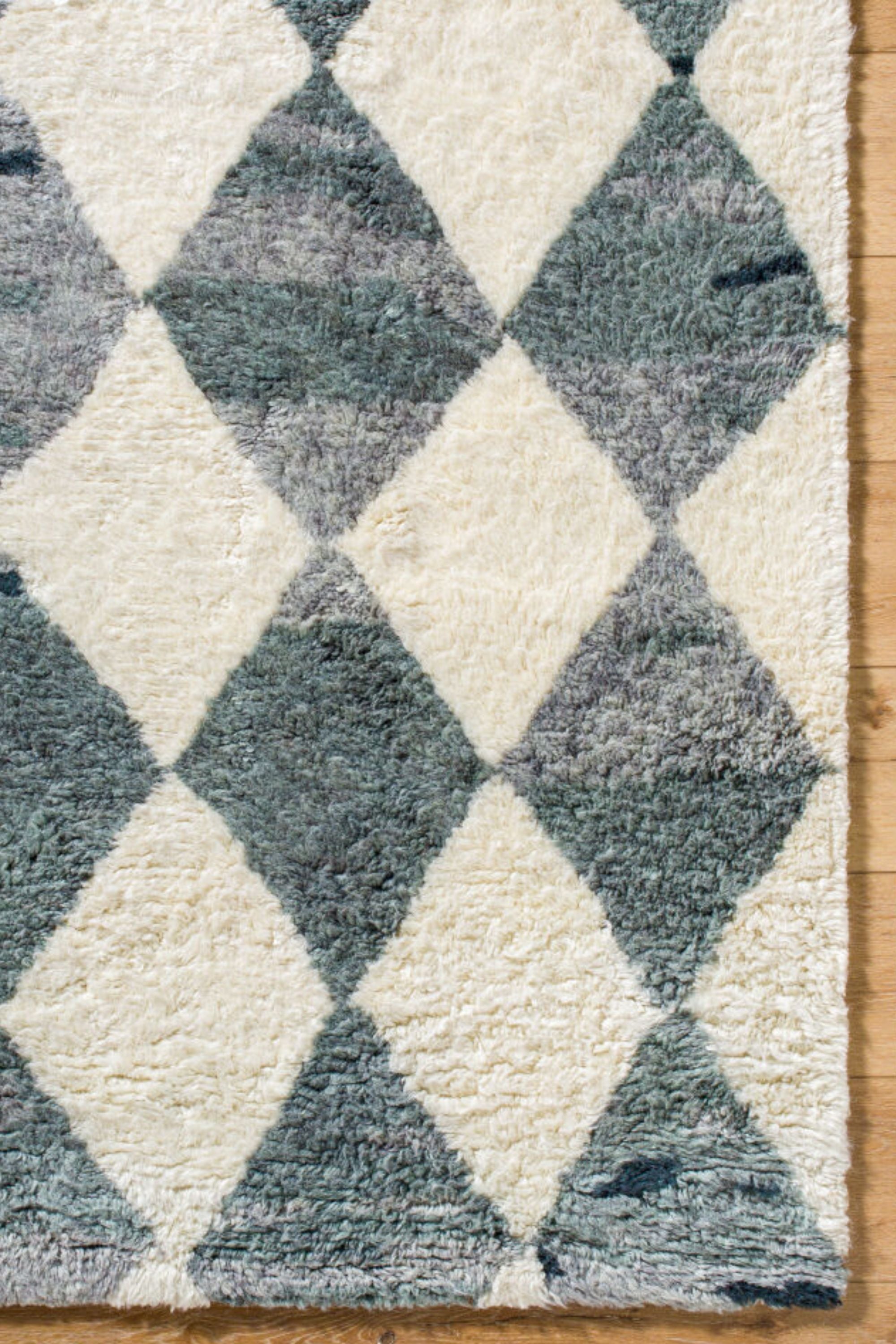 District Loom Modern hand knotted Moroccan Beni Ourain rug 012