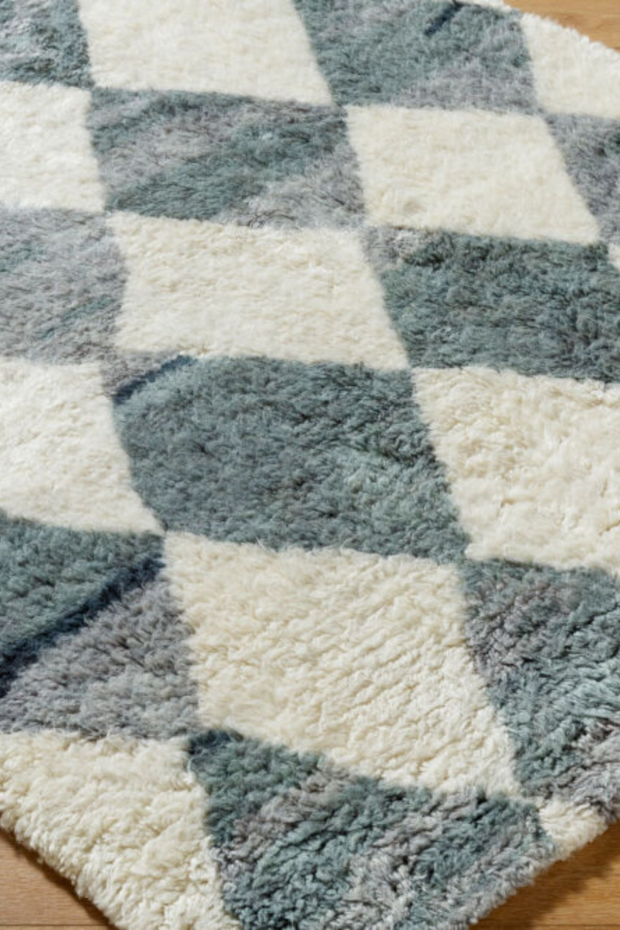 District Loom Modern hand knotted Moroccan Beni Ourain rug 012