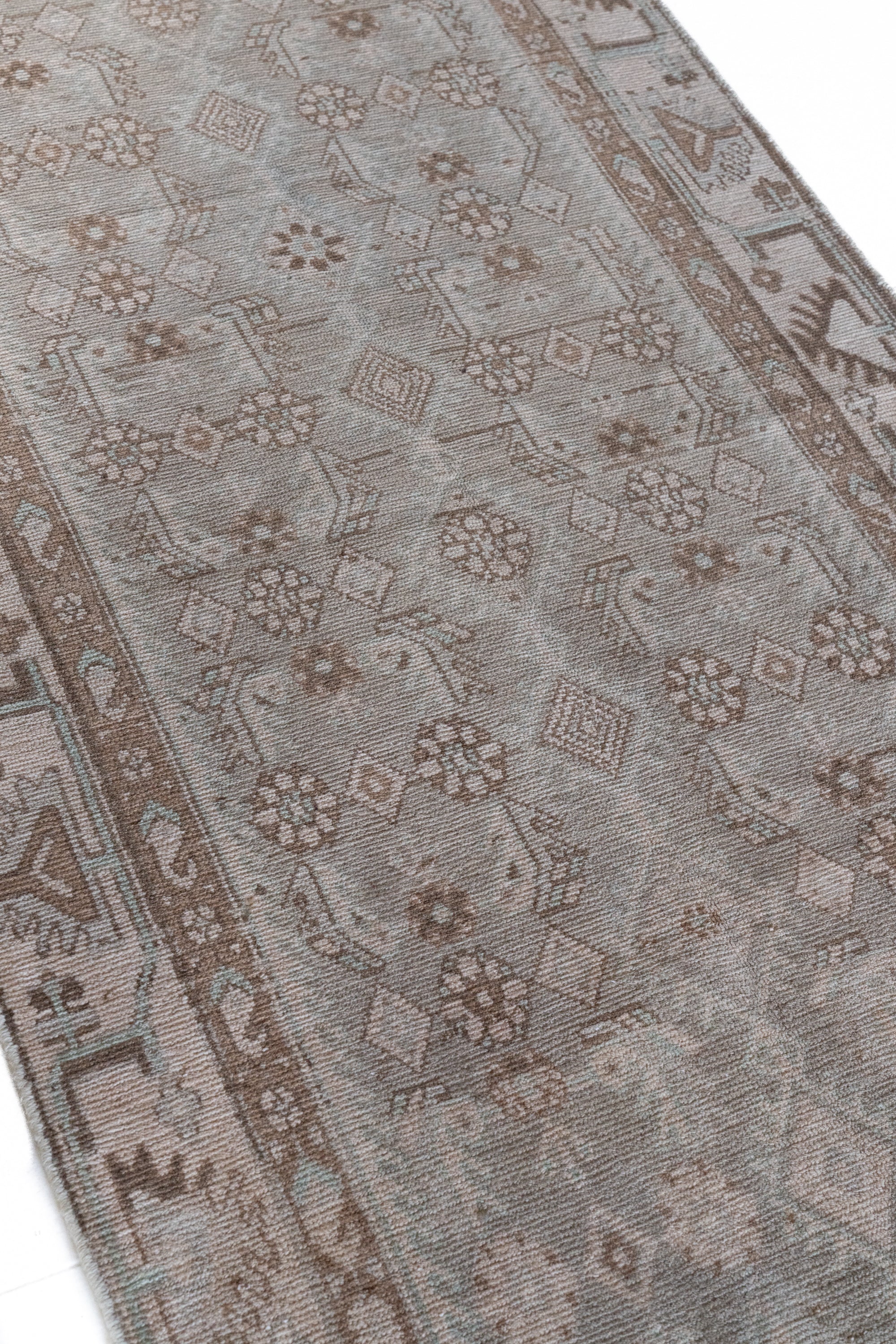 District Loom-Vintage-Malayer-Runner-Rug-Lolo-Detail