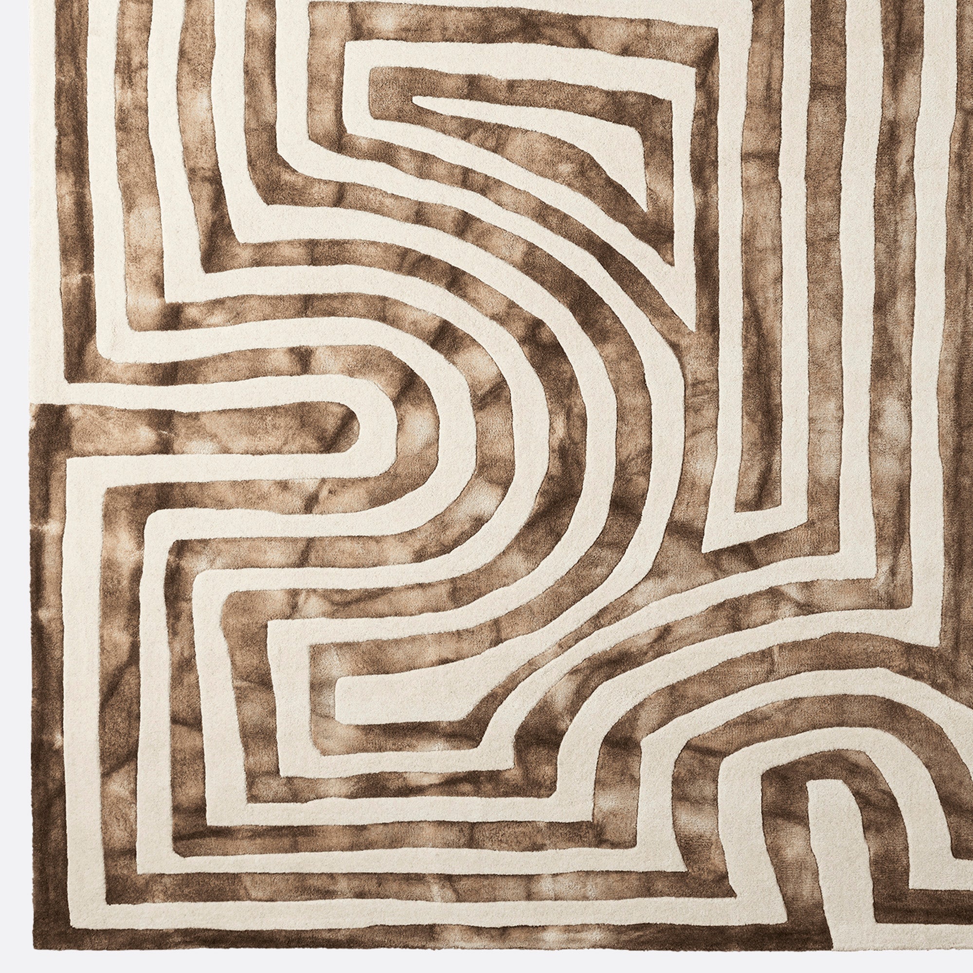 Psychedelic Labyrinth Beige Dip Dye Rug
