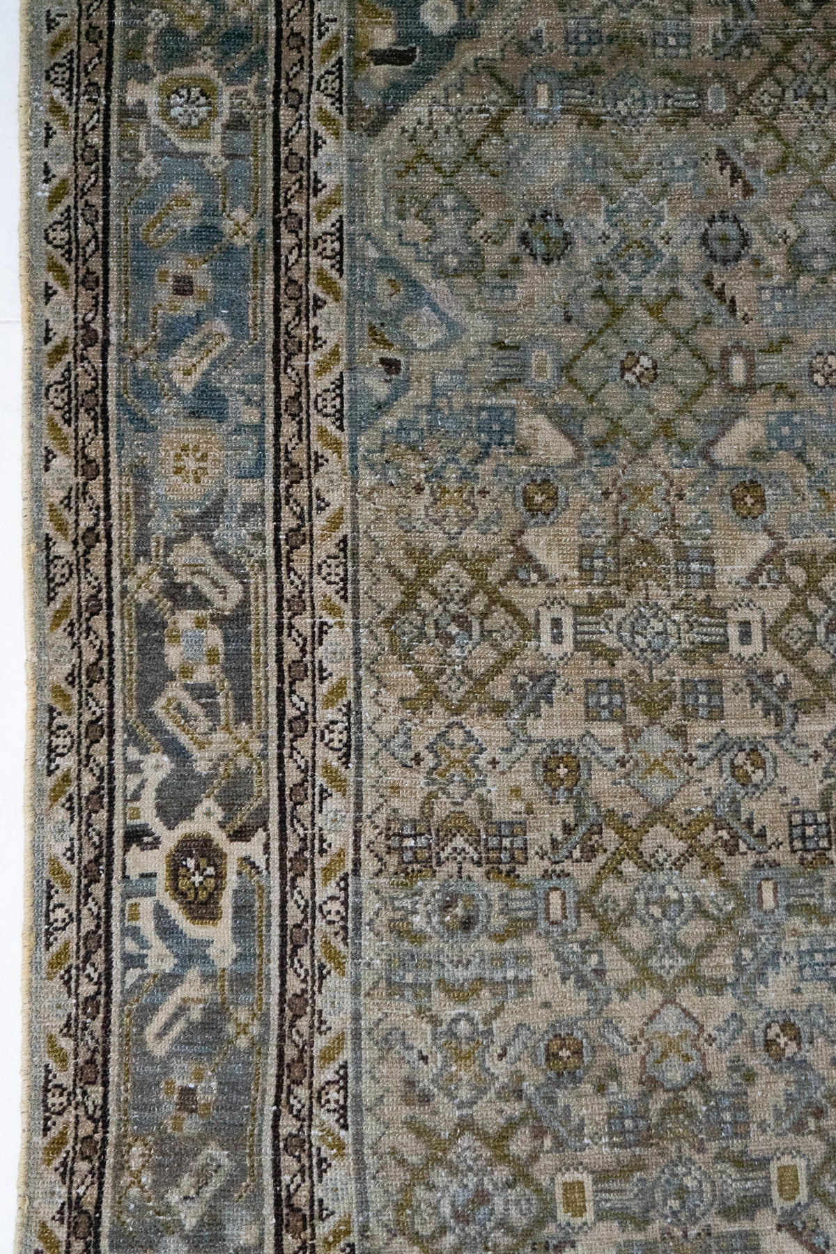 Glacier_Vintage_Scatter_Rug_District_Loom