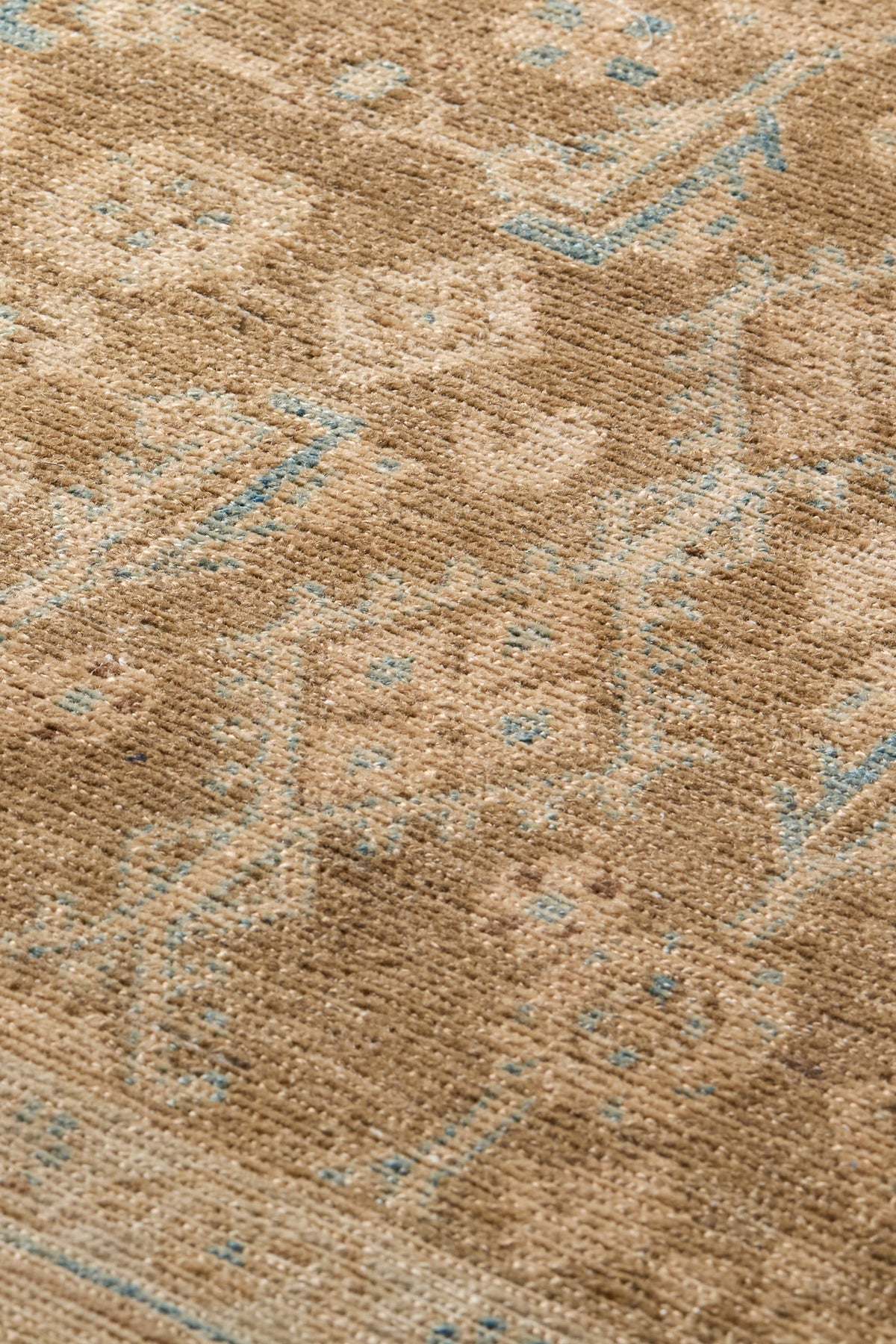 Hepburn-Vintage-Runner-Rug-District-Loom