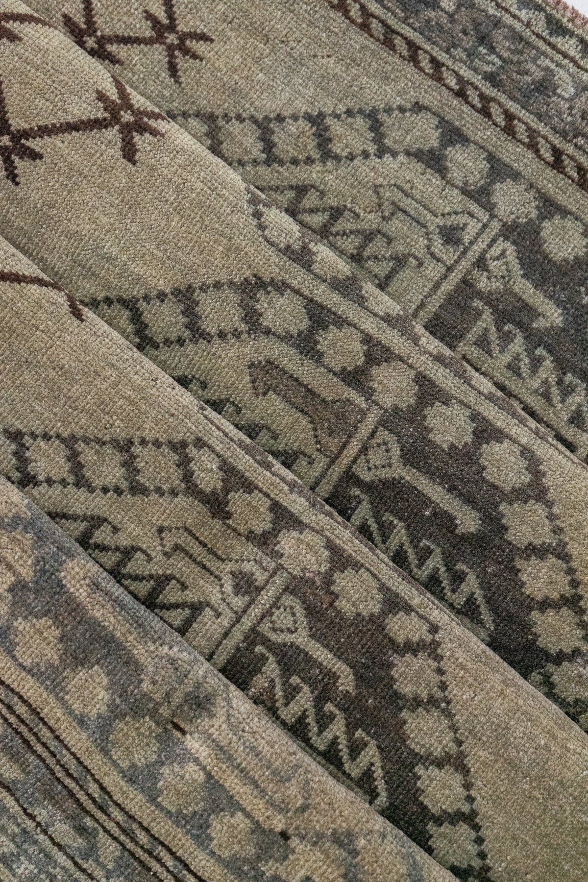 Jardine_Vintage_Scatter_Rug_District_Loom