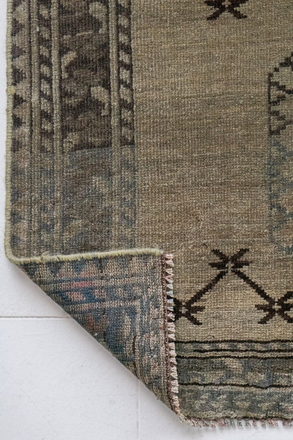 Jardine_Vintage_Scatter_Rug_District_Loom