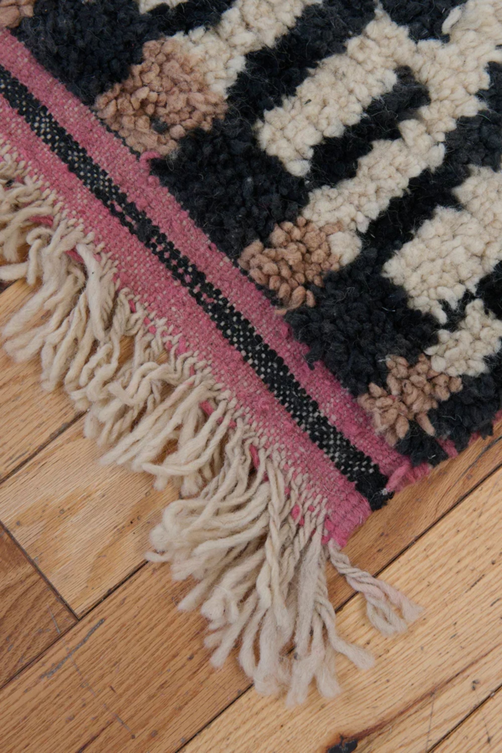 District Loom Beni Ouarain Area Rug Semita