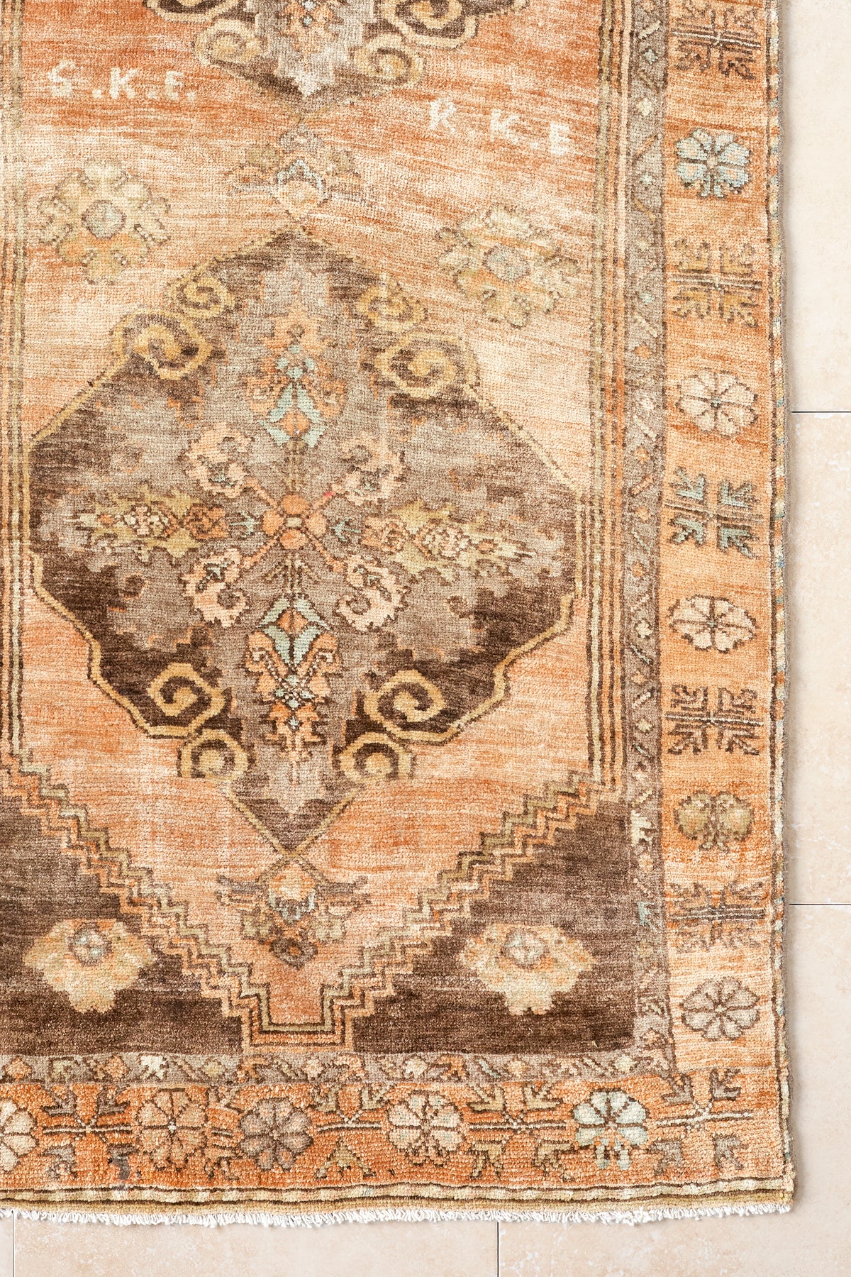 Mavis-Vintage-Runner-Rug-District-Loom