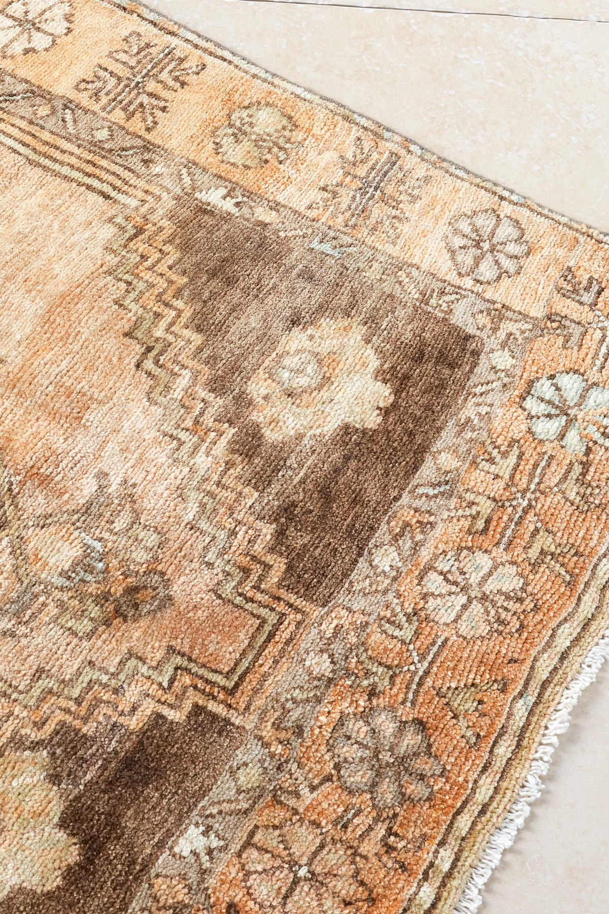 Mavis-Vintage-Runner-Rug-District-Loom