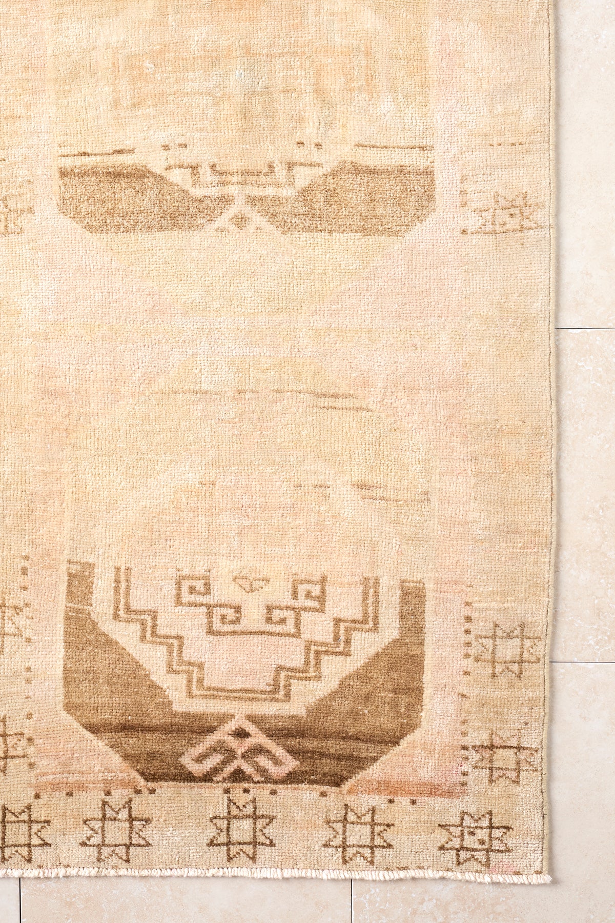 Nola-Vintage-Runner-Rug-District-Loom