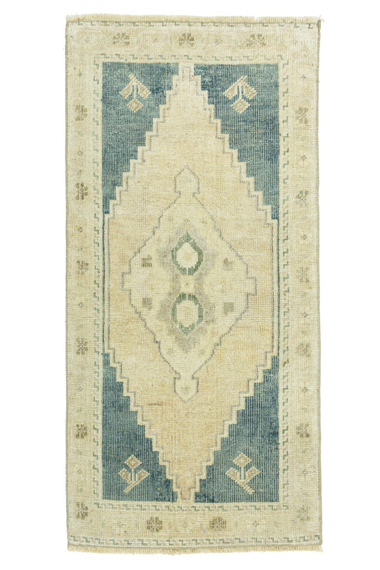 Vintage Turkish Mini Rug No. 799