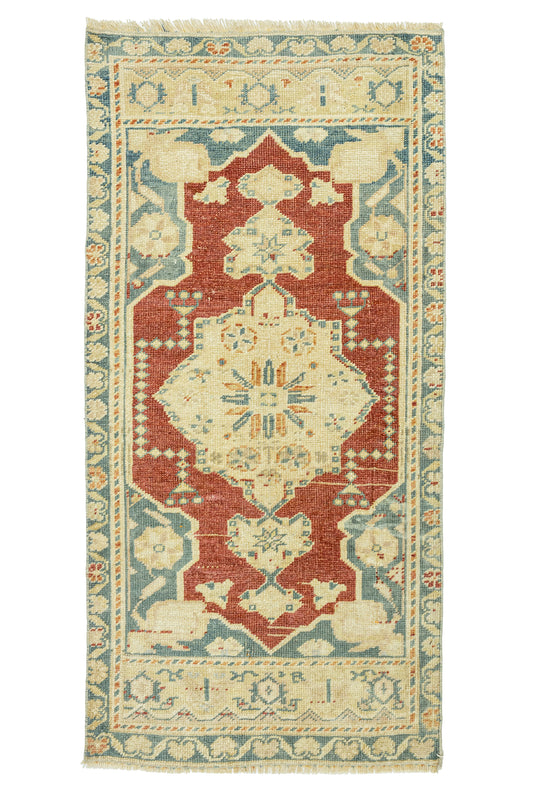 Vintage Turkish Mini Rug No. 831