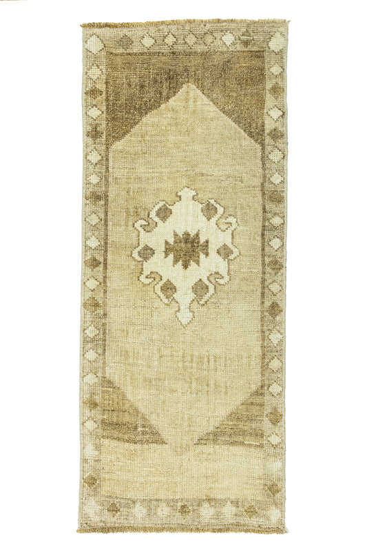 Vintage Turkish Mini Rug No. 827