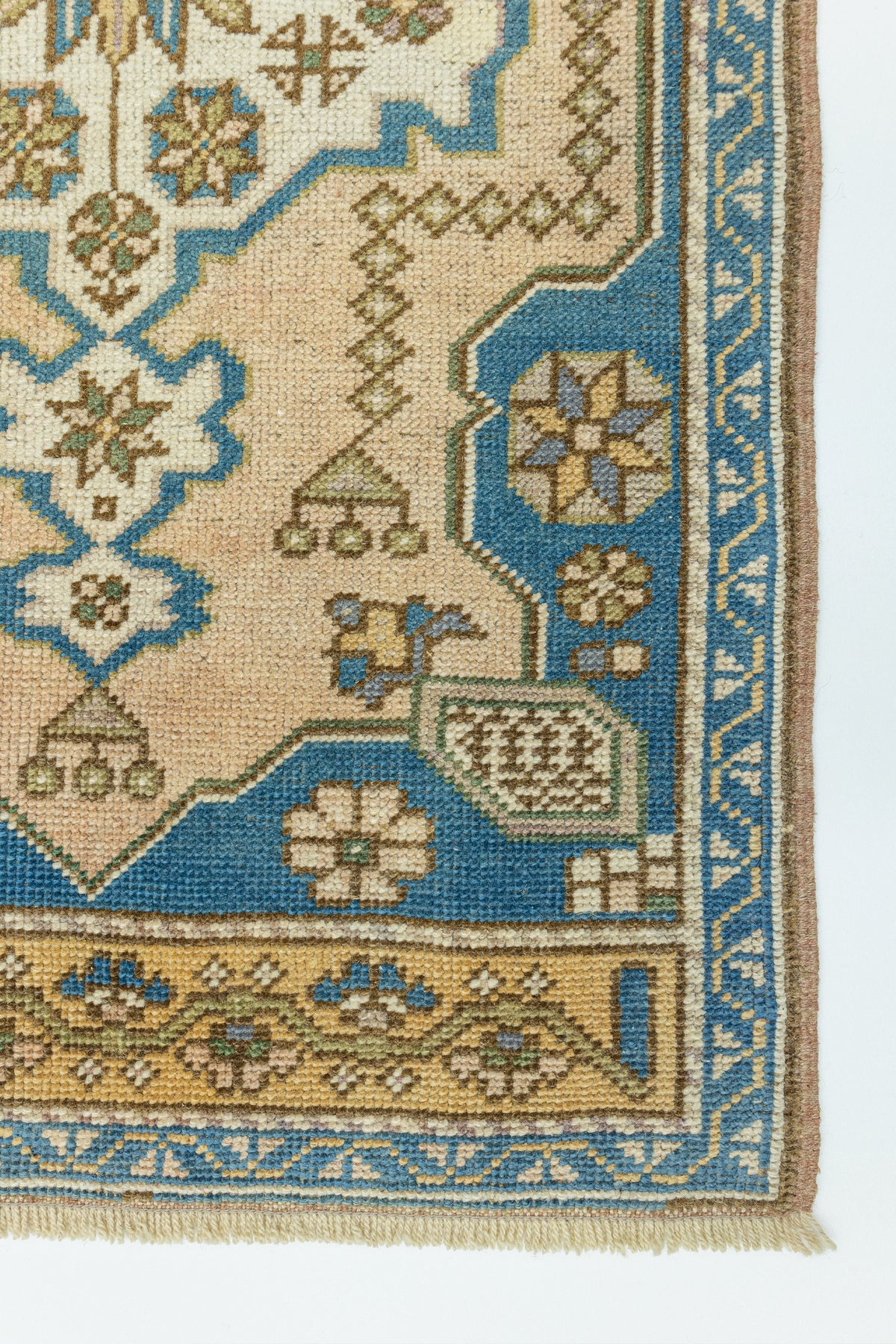 Vintage Turkish Mini Rug No. 826