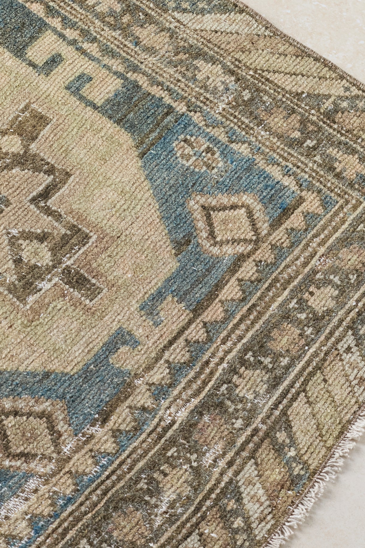 Sutton-Vintage-Runner-Rug-District-Loom