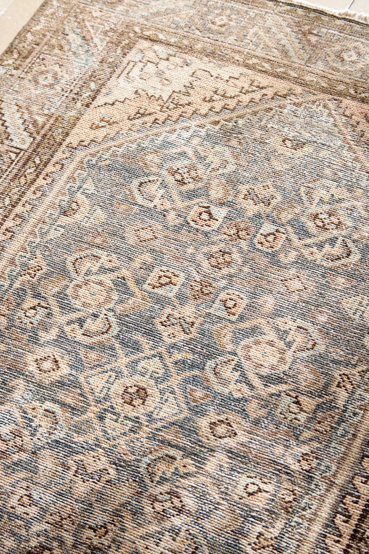 Tess-Vintage-Runner-Rug-District-Loom