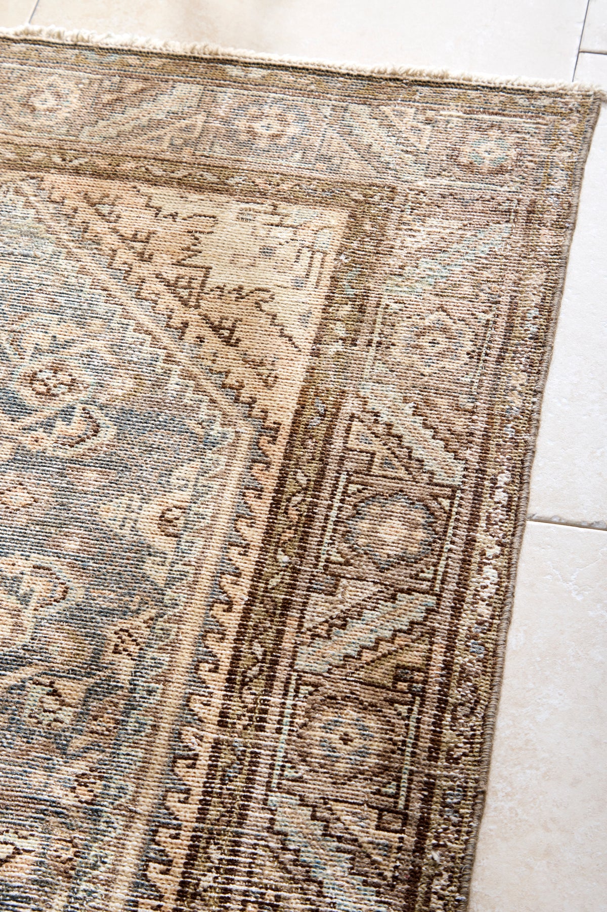 Tess-Vintage-Runner-Rug-District-Loom