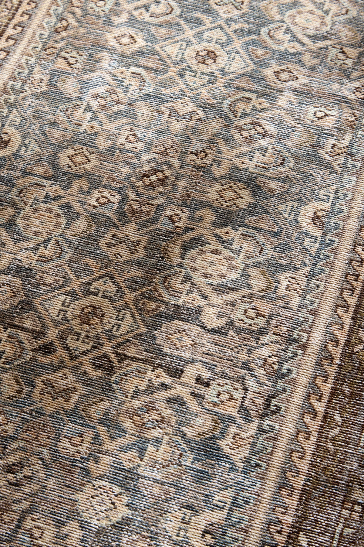 Tess-Vintage-Runner-Rug-District-Loom