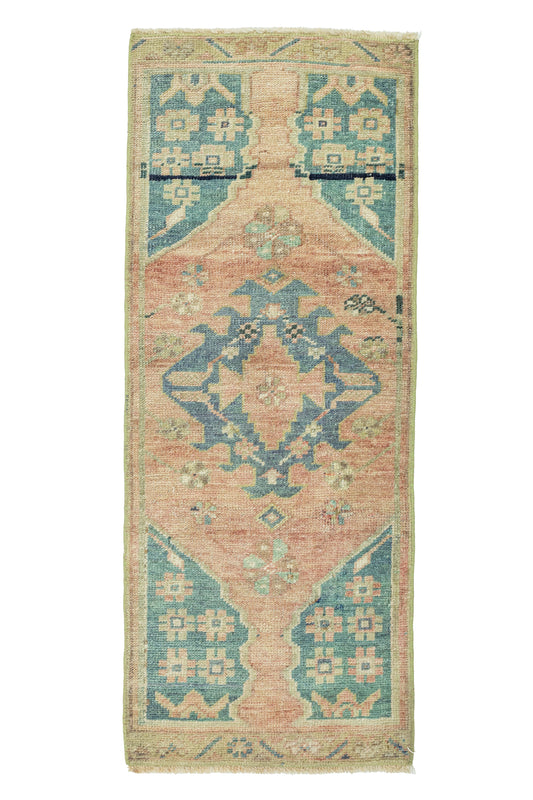 Vintage Turkish Mini Rug No. 818