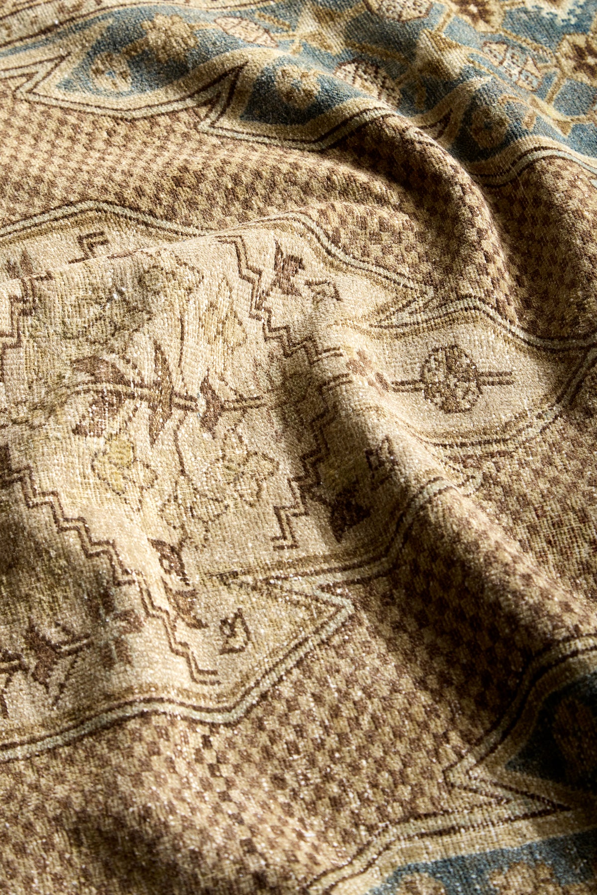 Winslow-Vintage-Scatter-Rug-District-Loom