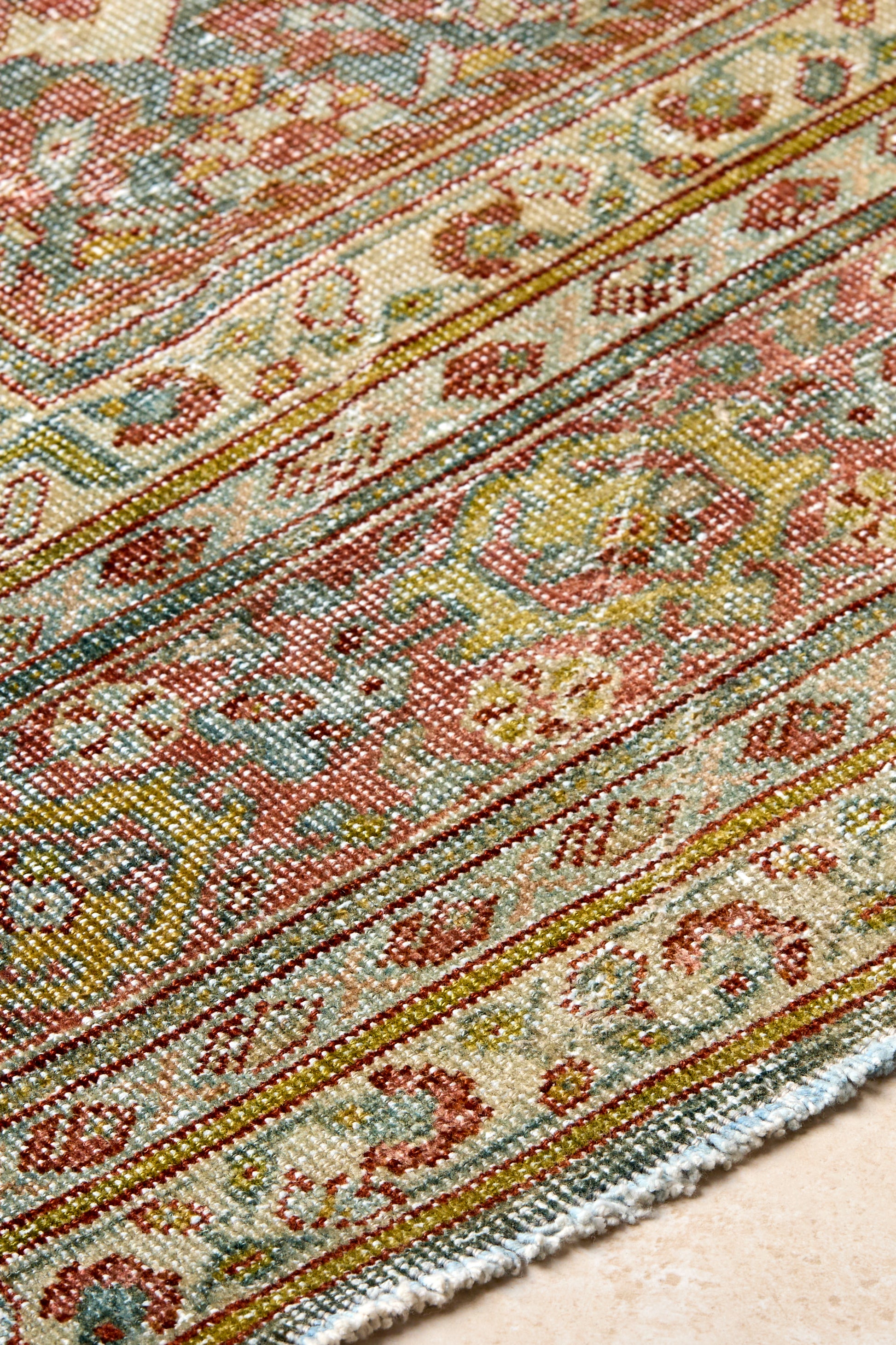District loom Vintage Area Rug Reed