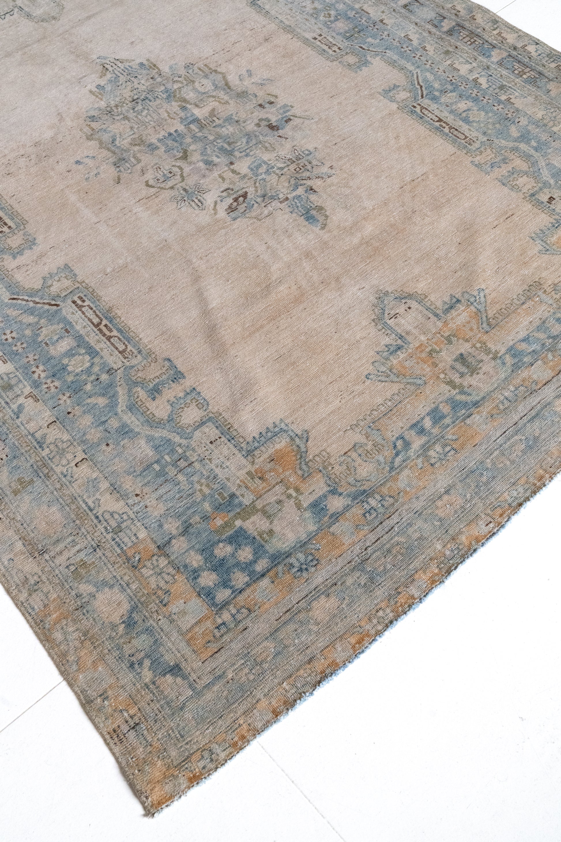 District Loom Vintage Avshar Scatter Rug Herron
