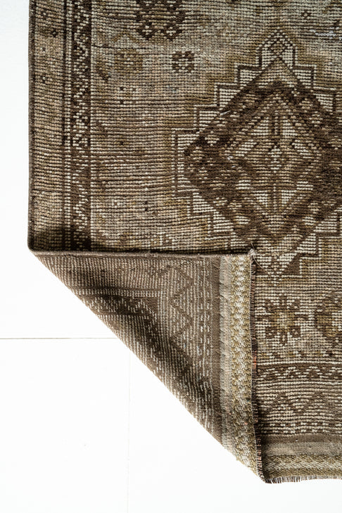 District loom Vintage Shiraz Runner Rug Ismay