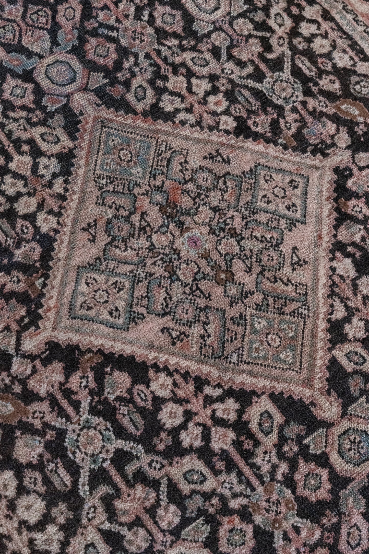 District Loom Vintage Mahal Scatter Rug Loma