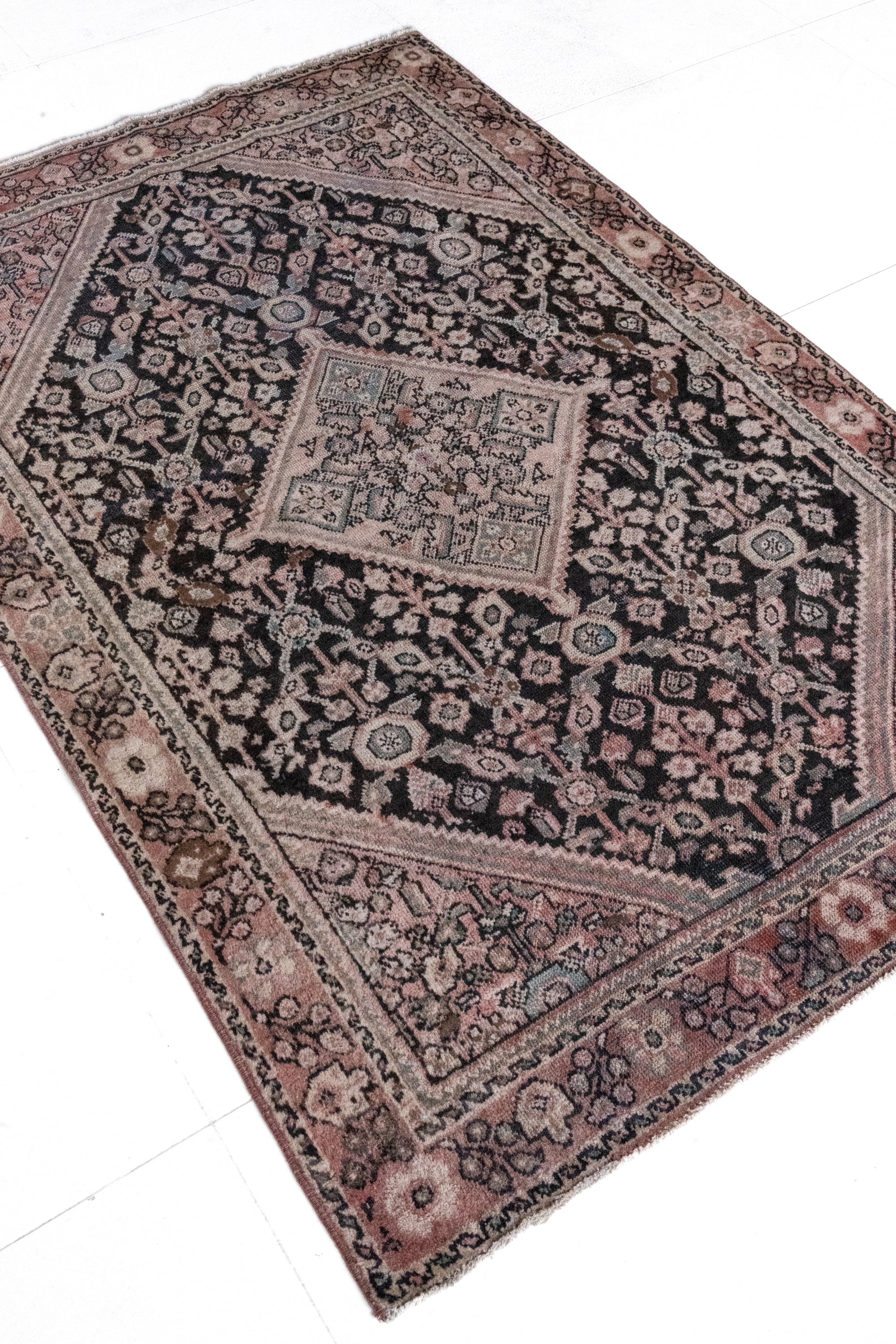 District Loom Vintage Mahal Scatter Rug Loma