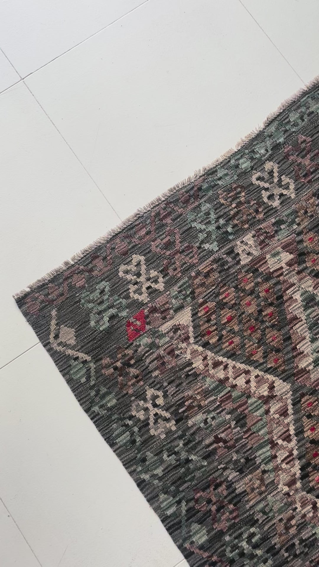 District-Loom-Antique-Kilim-Area-Rug-Della