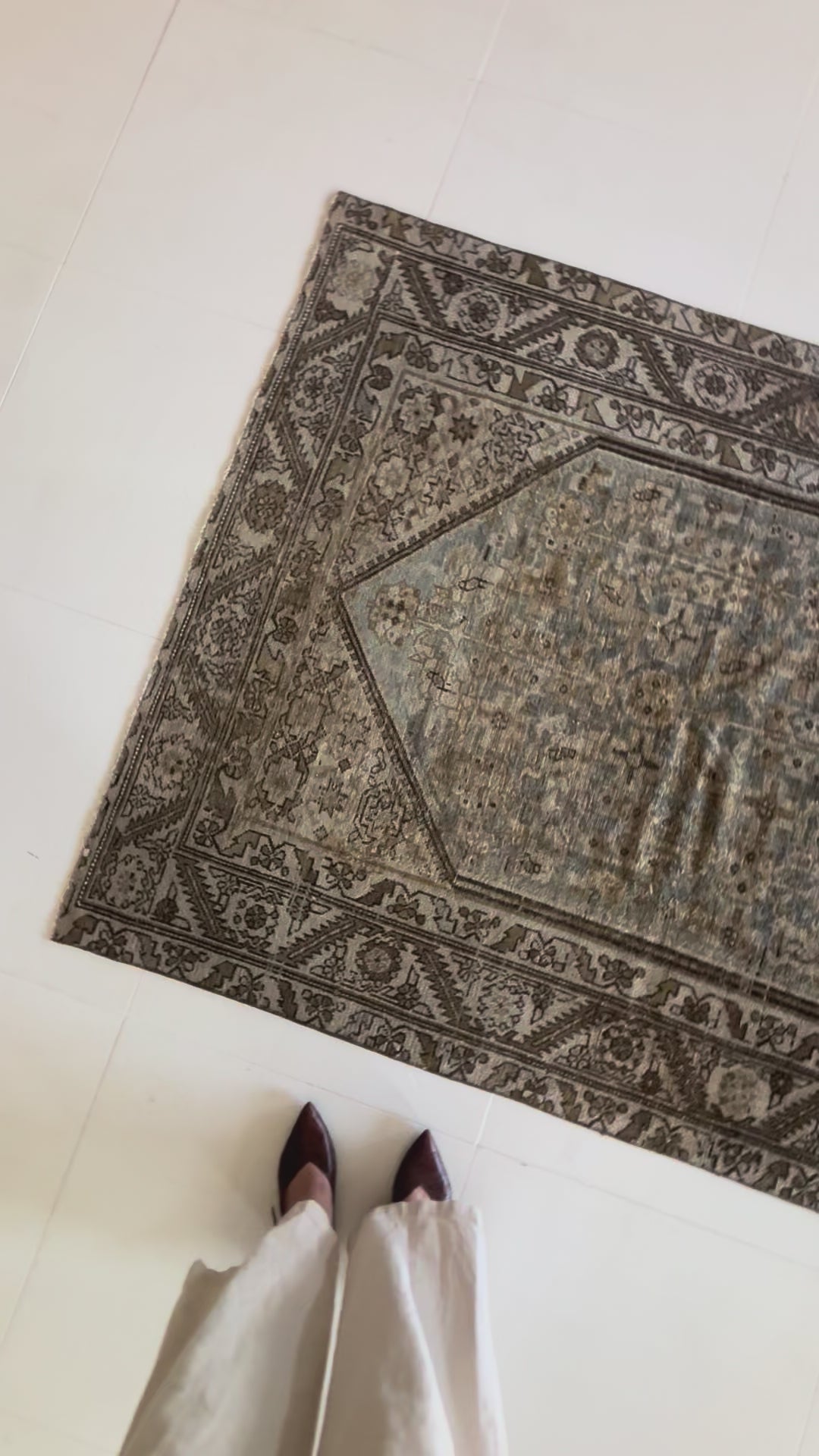 District-Loom-Vintage-Malayer-Runner-Rug-Culbertson-Pan-Video