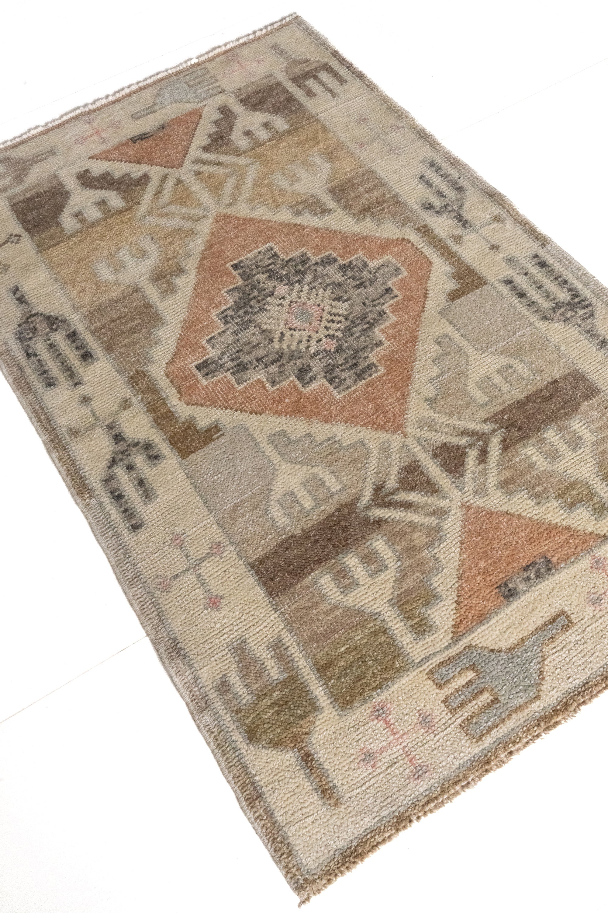 District Loom Vintage Kars Scatter Rug Roundup