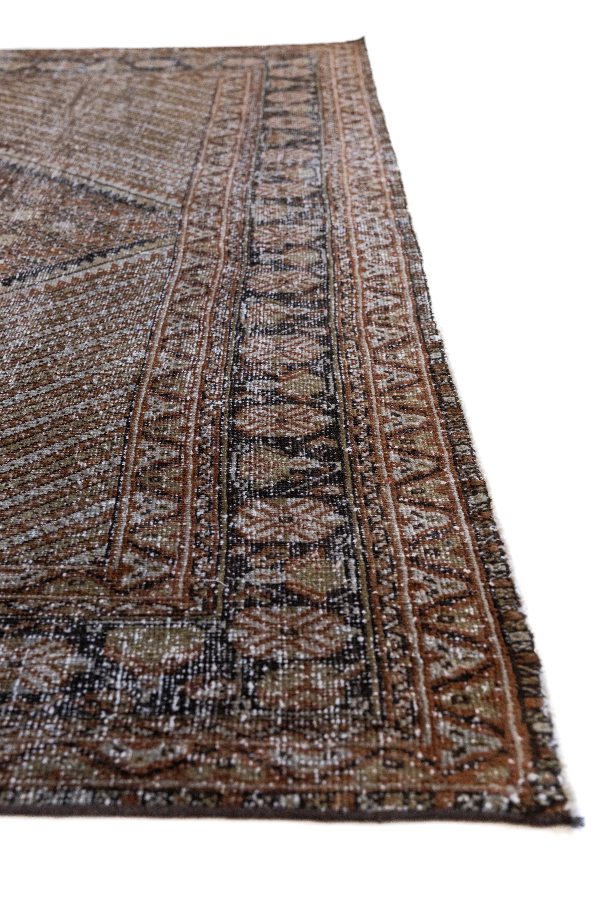 District Loom Vintage Avshar Scatter Rug Shiloh