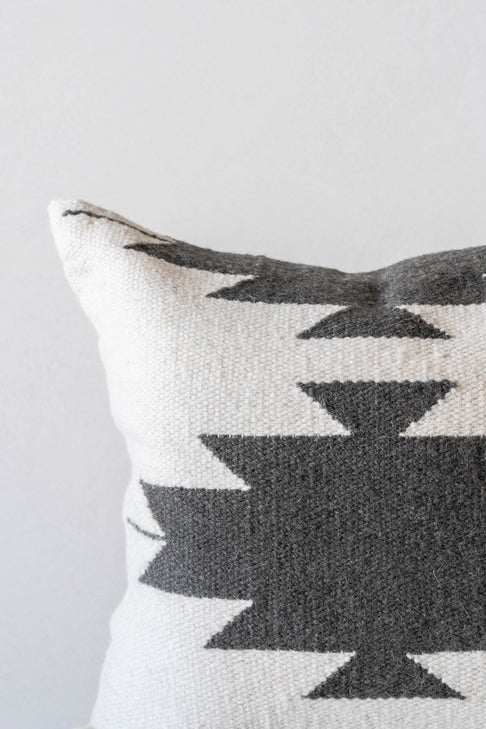 District Loom District Loom Pillow Cover No. 1284