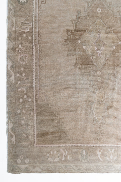 District Loom Vintage Area Rug Vienna
