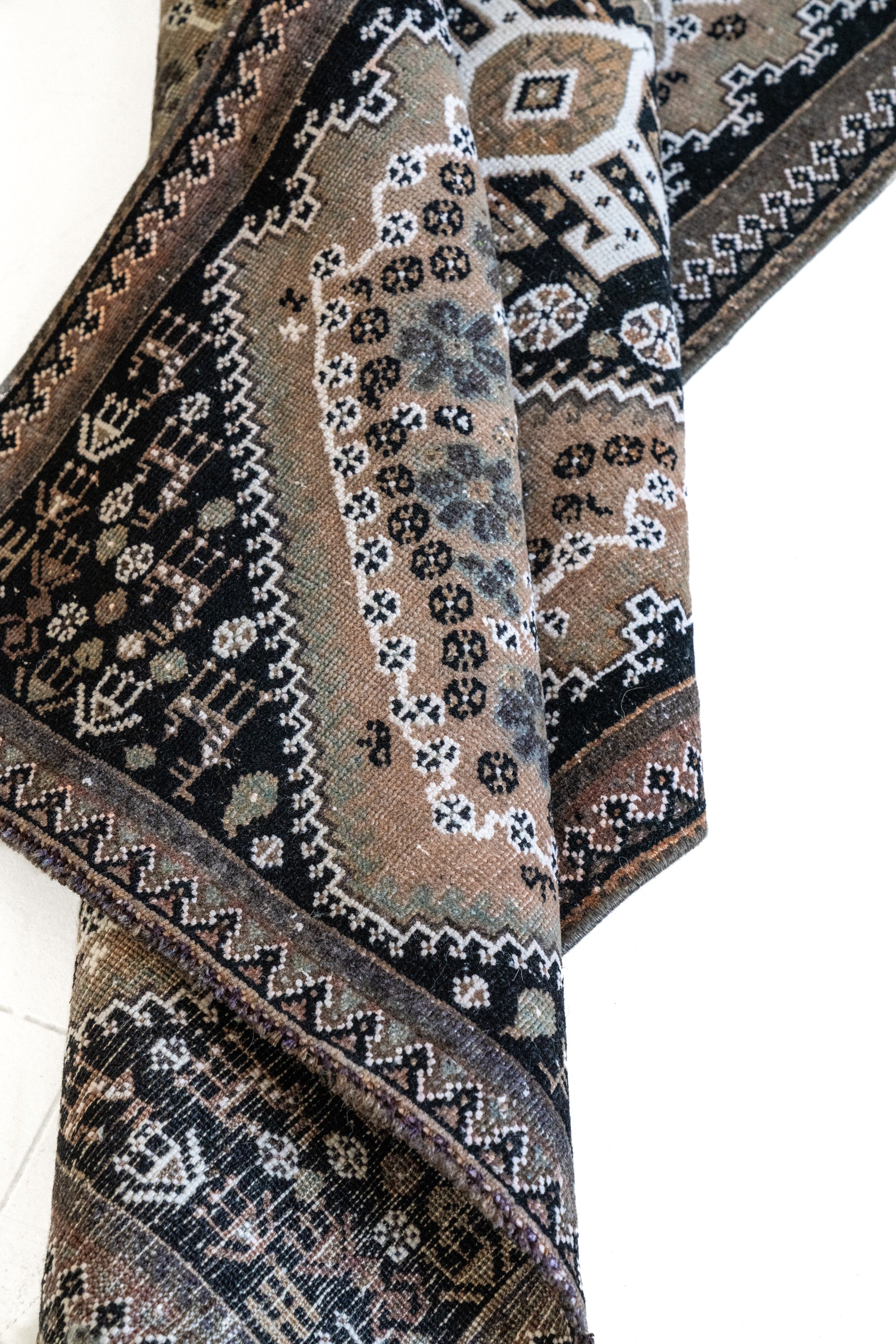 District Loom Vintage Shiraz Scatter Rug Zuri