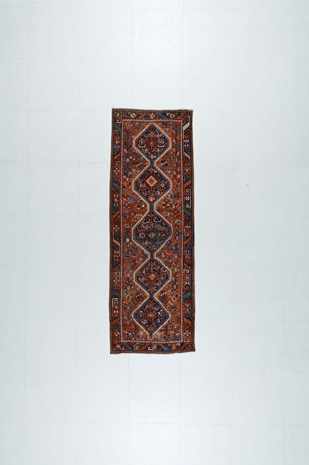 Plevna | 3'3" x 9'4"