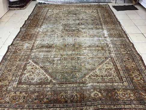 Custom sourced Mahal